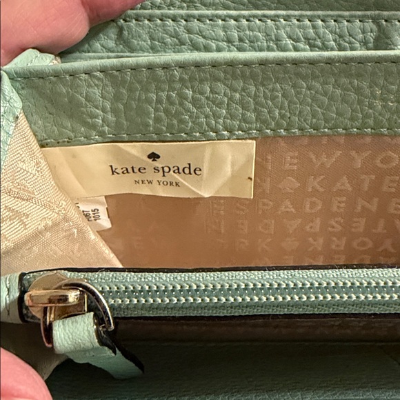 Kate Spade Wellesey Neda Zip-around Wallet - Picture 13 of 15